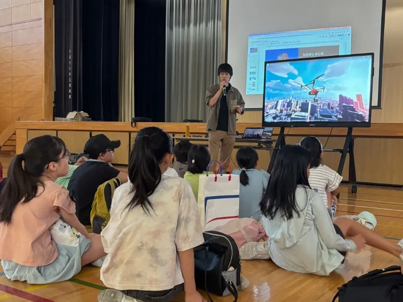 ドローンワークショップメインビジュアル